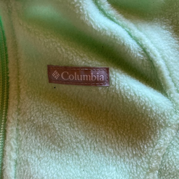 Columbia Fleece size 18-24 Months green Excellent condition pockets full zip - Picture 2 of 11